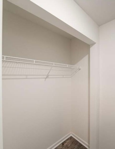 Shared Room in 2Bed.1Bath