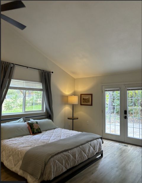 Private Room in 3Bed.2.5Bath