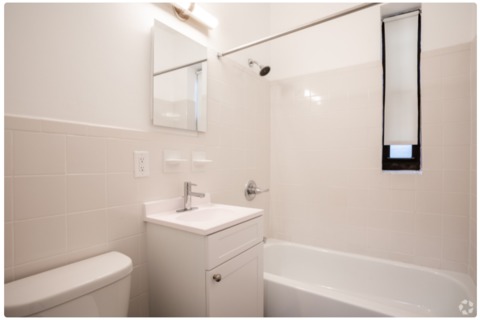 Private Room in 3Bed.1Bath