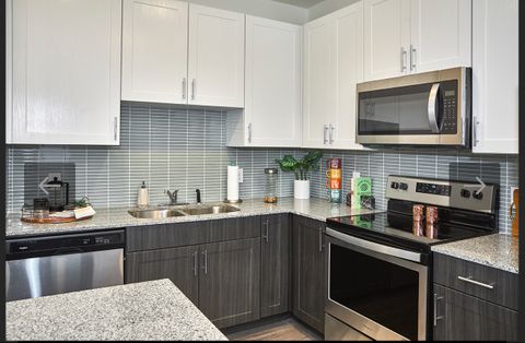 Shared Room in 4Bed.4Bath