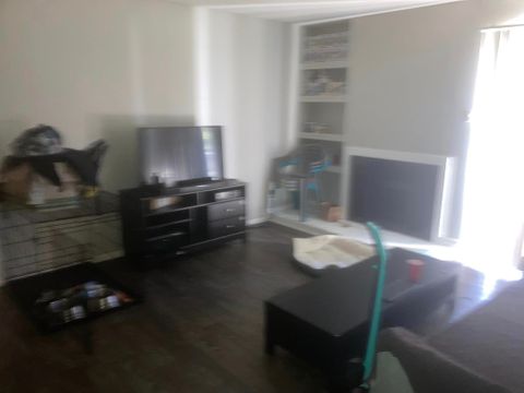 Private Room in 2Bed.1.5Bath