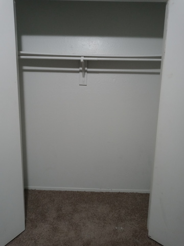 Private Room in 2Bed.2Bath