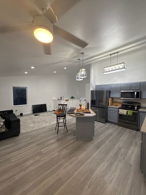 Private Room in 2Bed.2Bath