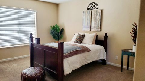 Private Room in 6Bed.3Bath