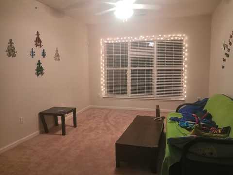 Private Room in 2Bed.2Bath