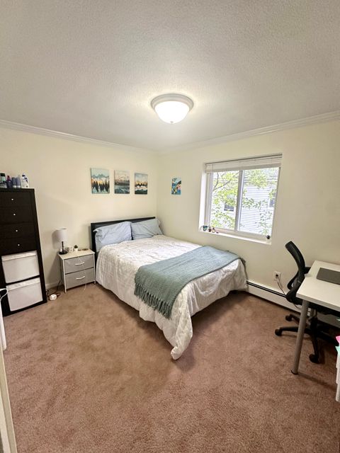Shared Room in 2Bed.1Bath