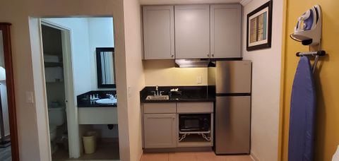 Private Room in 1Bed.1Bath
