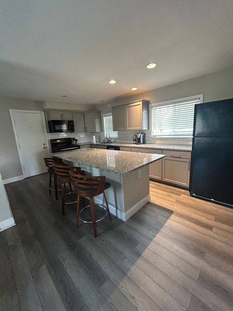 Entire Place 2Bed.1Bath