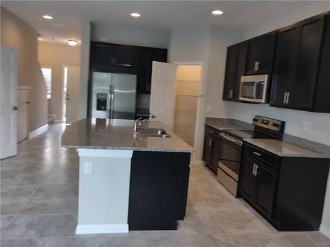 Shared Room in 3Bed.2.5Bath