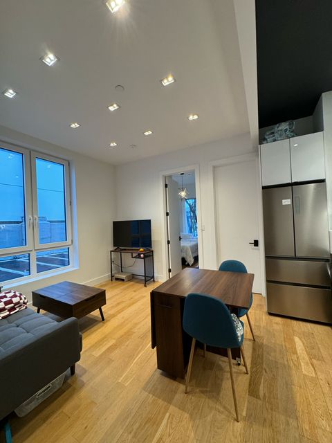 Private Room in 2Bed.2Bath