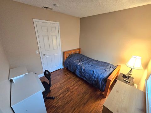 Private Room in 4Bed.2Bath