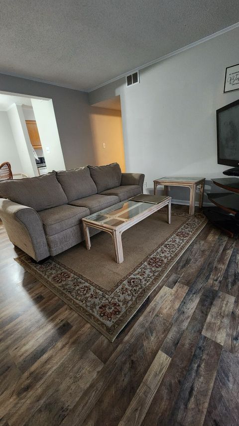 Entire Place 2Bed.1Bath