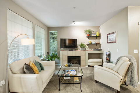 Private Room, 2 Bedroom/Bath Condo