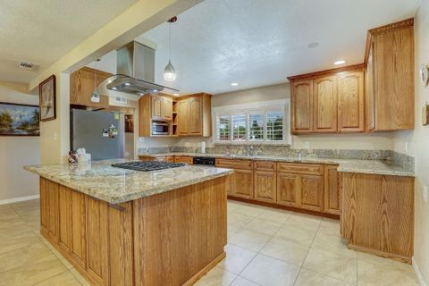 Private Room in 3Bed.2Bath