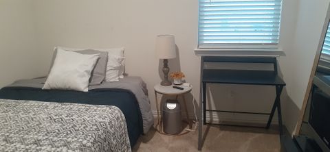 Shared Room in 3Bed.2Bath