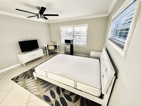 Private Room in 1Bed.1Bath