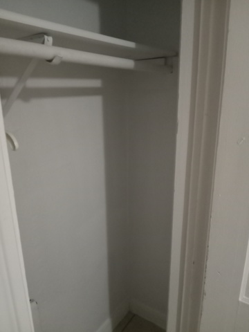 Private Room in 3Bed.1Bath