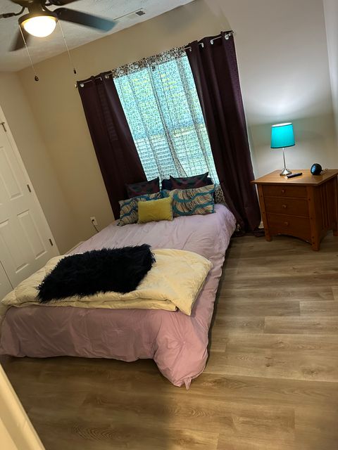 Private Room in 3Bed.2.5Bath