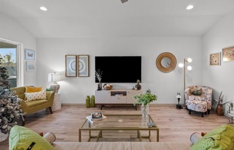 Room4Bed.3Bath