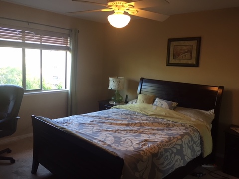 Private Room in 3bed.3bath