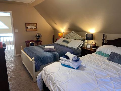 Private Room in 2Bed.1Bath