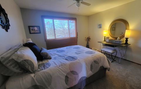 Private Room in 3Bed.1.5Bath