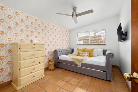 Entire Place 3Bed.2Bath