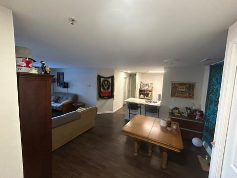 Private Room in 2Bed.2Bath