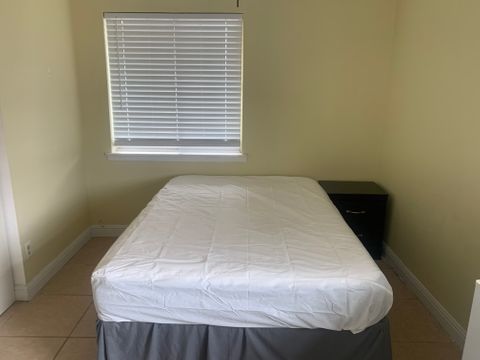 Shared Room in 1Bed.1Bath