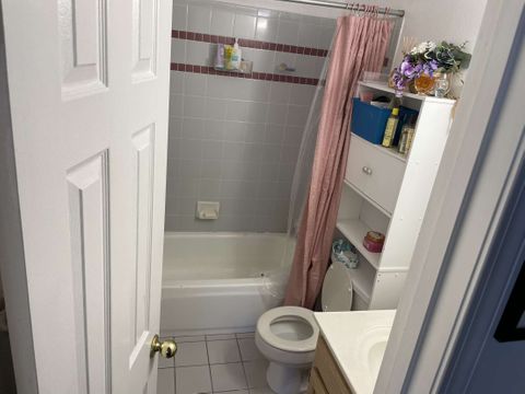 Private Room in 3Bed.2Bath
