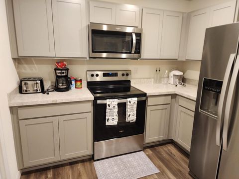 Private Room in 3Bed.2Bath