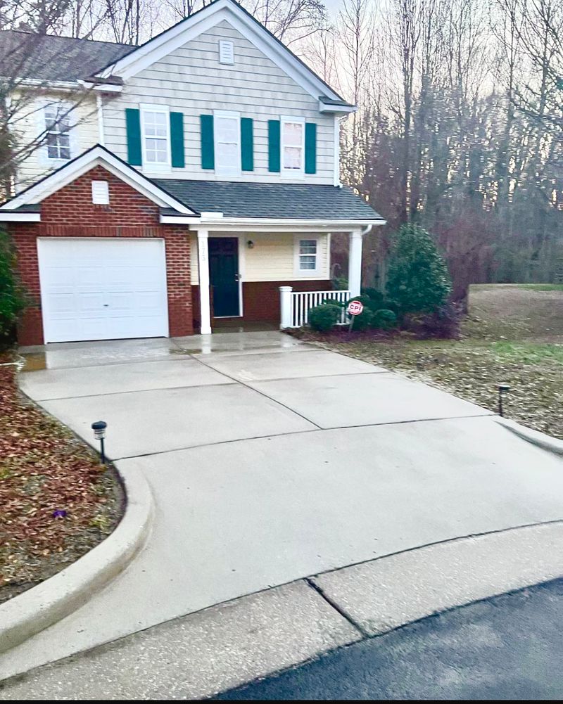 roommates in Garner Private Room in 2Bed.1Bath - cirtru.com