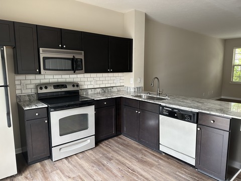 Private Room in 2Bed.2Bath