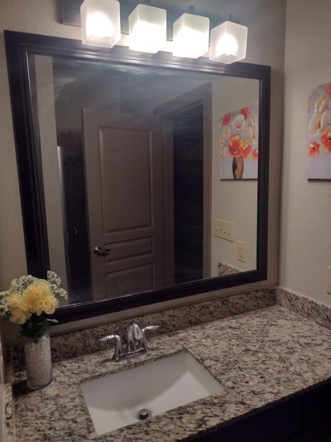Private Room in 2Bed.2Bath