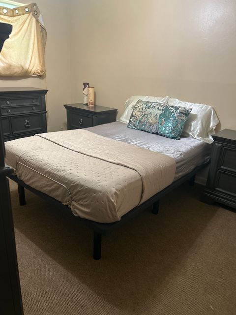 Private Room in 3Bed.1Bath