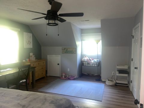 Private Room in 3Bed.1.5Bath