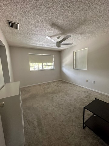 Private Room in 2Bed.2Bath