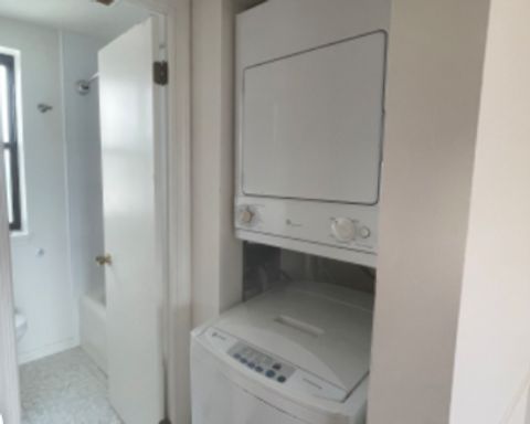 Private Room in 3Bed.3Bath