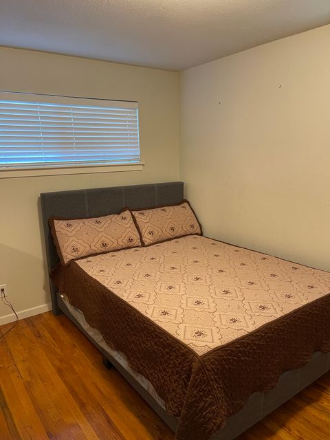 Private Room in 3Bed.2Bath
