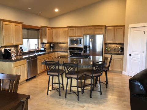 Entire Place 3Bed.2Bath
