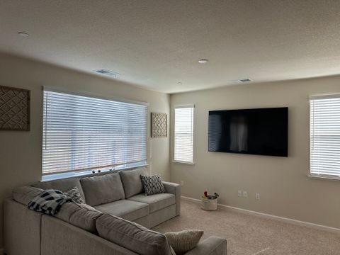 Private Room in 2Bed.1.5Bath