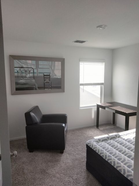 Private Room in 1Bed.1Bath