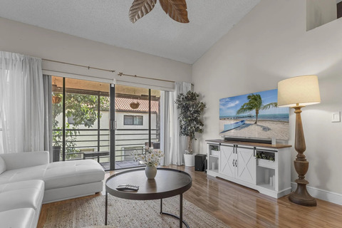 Private Room in 3Bed.2Bath