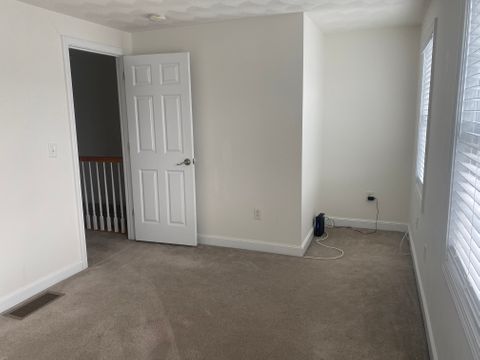 Private Room in 2Bed.1.5Bath