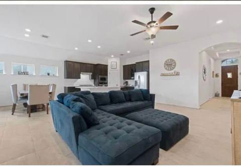 Private Room in 1Bed.1Bath