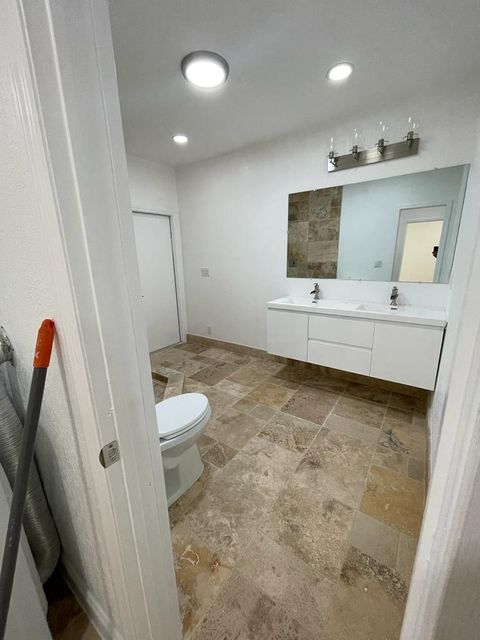 Private Room in 1Bed.1Bath