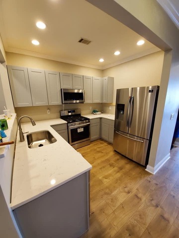 Private Room in 2Bed.3Bath