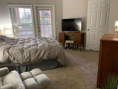 Room2Bed.2Bath