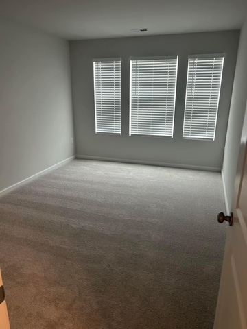 Private Room in 3Bed.2Bath