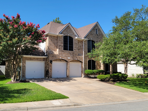 Entire Place 4Bed.3Bath